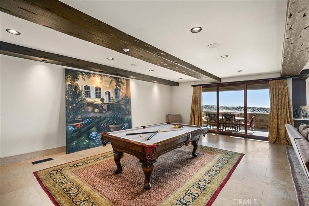 Image 7 of property listing at 2 60th pl, Long Beach, CA 90803