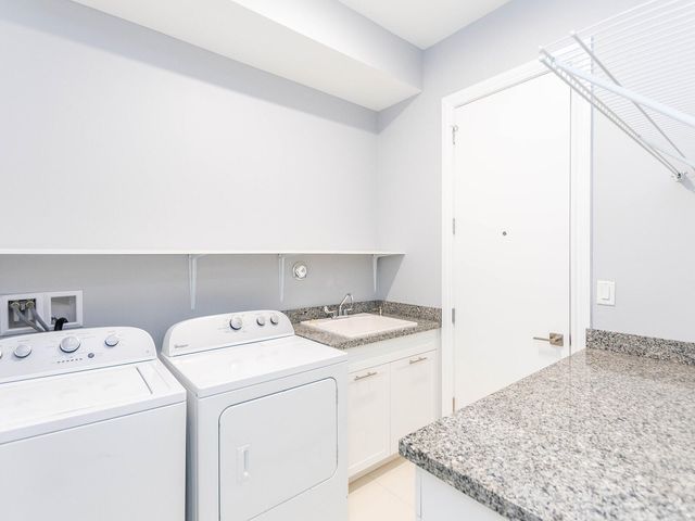 9040 Watercrest Circle W, Parkland, FL 33076