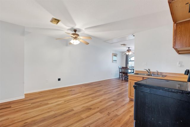 512 Bertloma Street, Pasadena, TX 77502