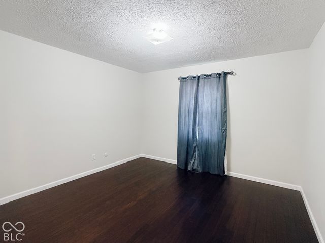 8702 Gillingham Lane, Fishers, IN 46038