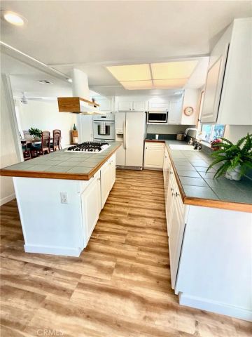 16222 Monterey 327, Huntington Beach, CA 92649