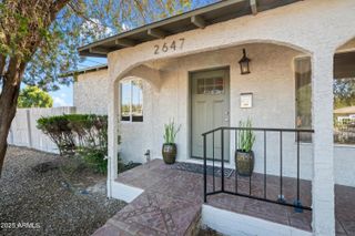 2647 E WHITTON Avenue, Phoenix, AZ 85016