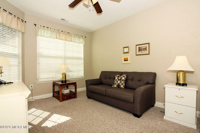 89 Huntington Drive, Jackson, NJ 08527