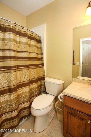 89 Huntington Drive, Jackson, NJ 08527
