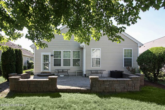 89 Huntington Drive, Jackson, NJ 08527