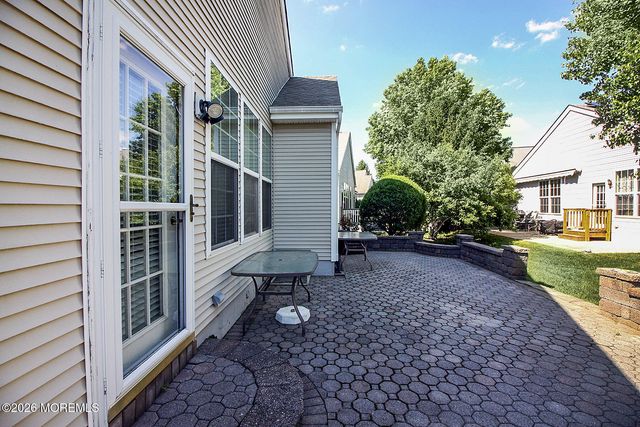 89 Huntington Drive, Jackson, NJ 08527