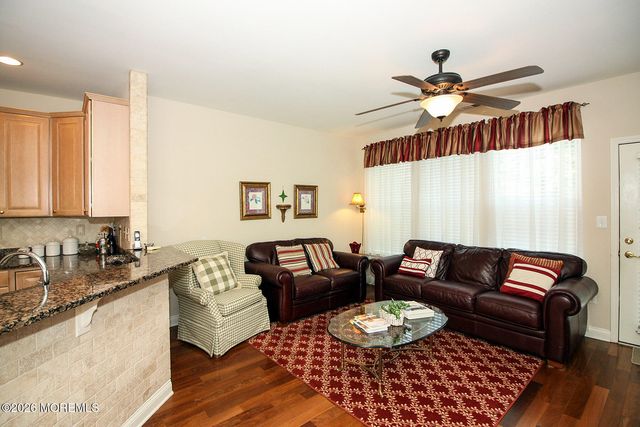 89 Huntington Drive, Jackson, NJ 08527