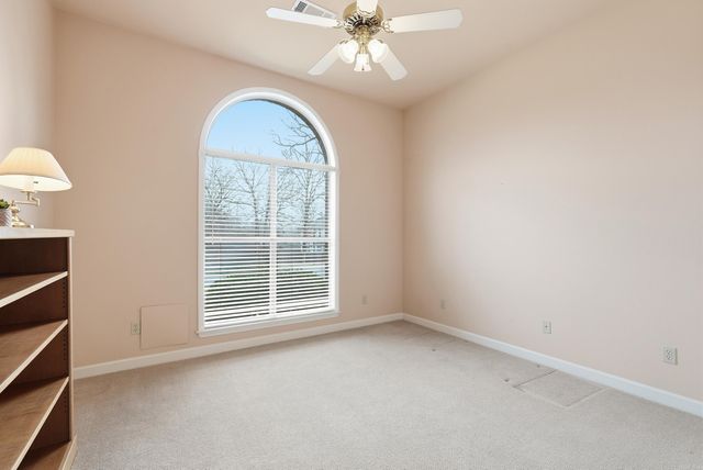 10 Chicot Drive, Maumelle, AR 72113