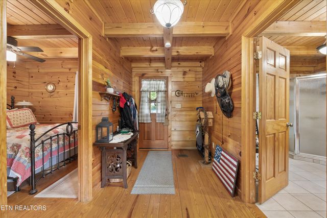 1609 Ballplay Rd, Madisonville, TN 37354