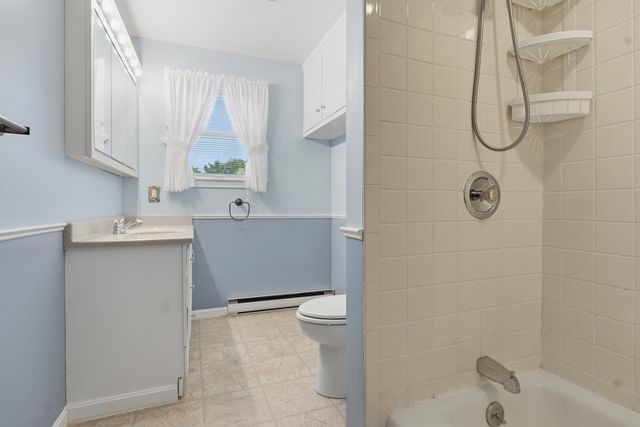 44 Dennison Hill Rd, Southbridge, MA 01550