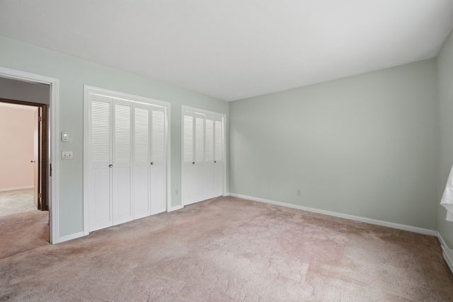 44 Dennison Hill Rd, Southbridge, MA 01550