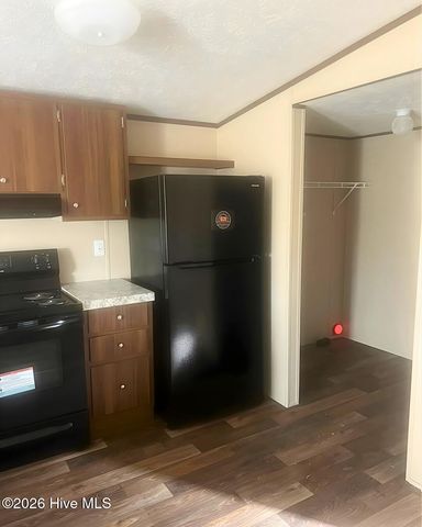 4843 Otis Drive NE, Leland, NC 28451