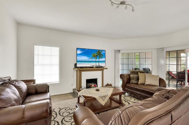 7334 Pine Creek Way, Port St. Lucie, Port St Lucie, FL 34986