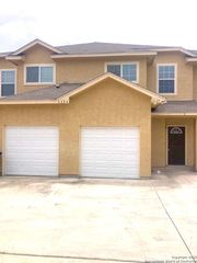 6335 Melanzane # 3, San Antonio, TX 78233