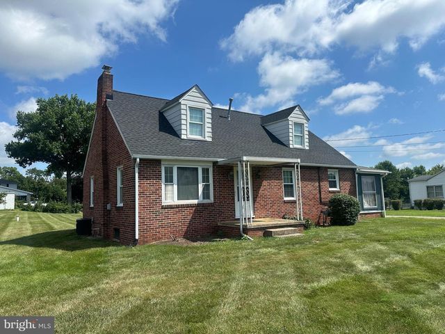1909 ROOSEVELT AVE, York, PA 17408