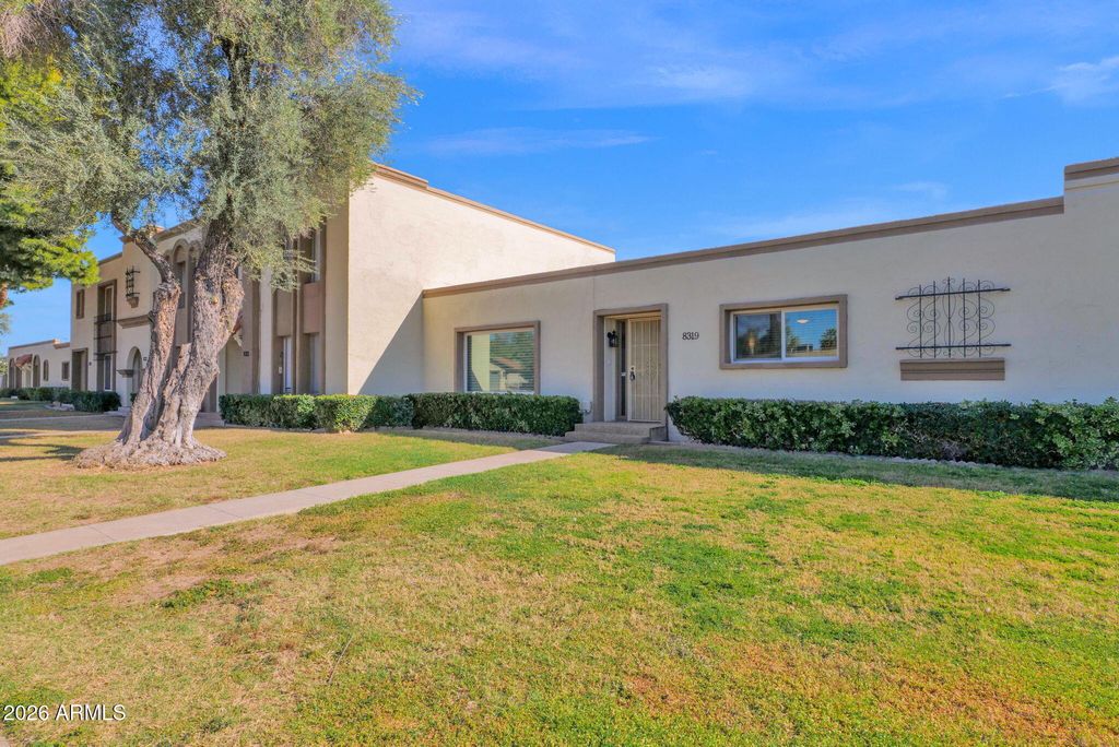 Image 1 of property listing at 8319 E VISTA Drive, Scottsdale, AZ 85250
