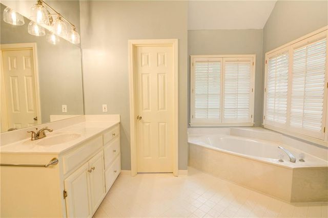 1450 Midland Way, Lawrenceville, GA 30043