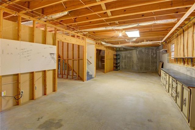 1450 Midland Way, Lawrenceville, GA 30043