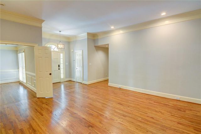 1450 Midland Way, Lawrenceville, GA 30043