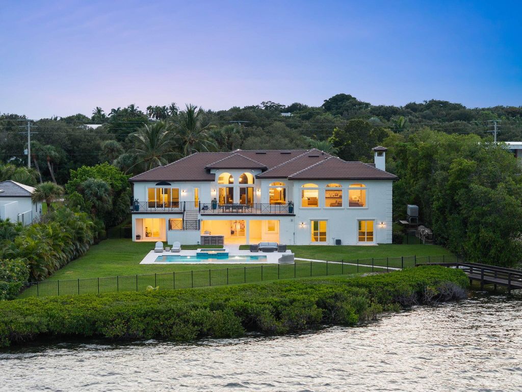 130 N Sewalls Point Road, Sewalls Point, FL 34996