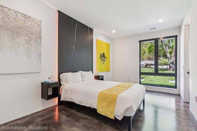 4144 ROUGE CIRCLE Drive, Troy, MI 48098