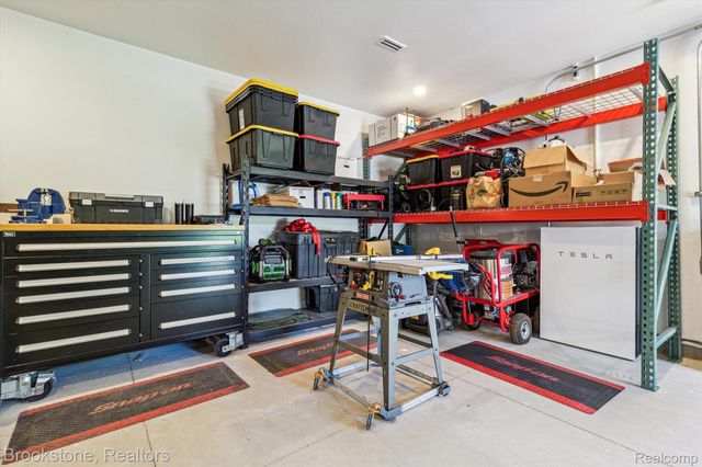 4144 ROUGE CIRCLE Drive, Troy, MI 48098