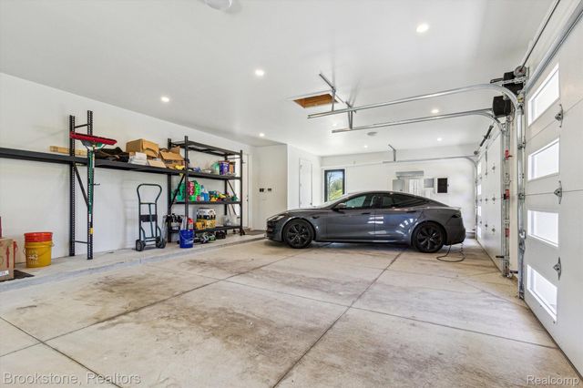 4144 ROUGE CIRCLE Drive, Troy, MI 48098