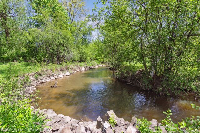 4144 ROUGE CIRCLE Drive, Troy, MI 48098