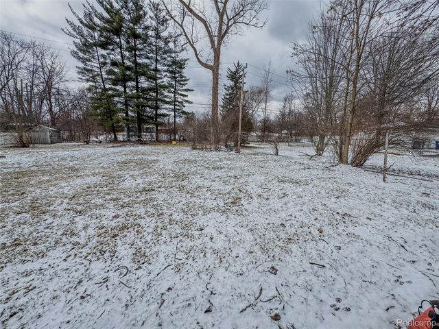 16641 Ryland, Redford Charter Township, MI 48240