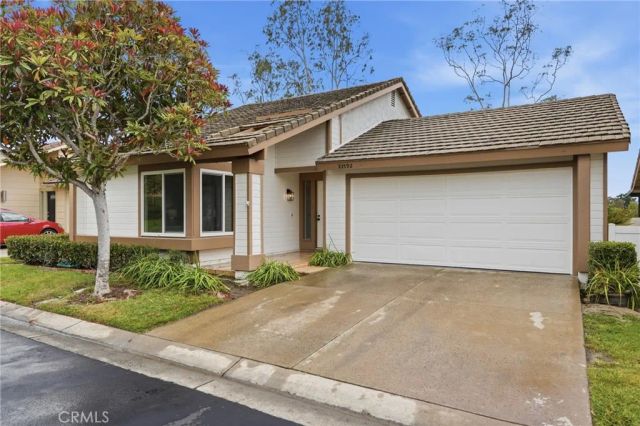 23592 Villena, Mission Viejo, CA 92692