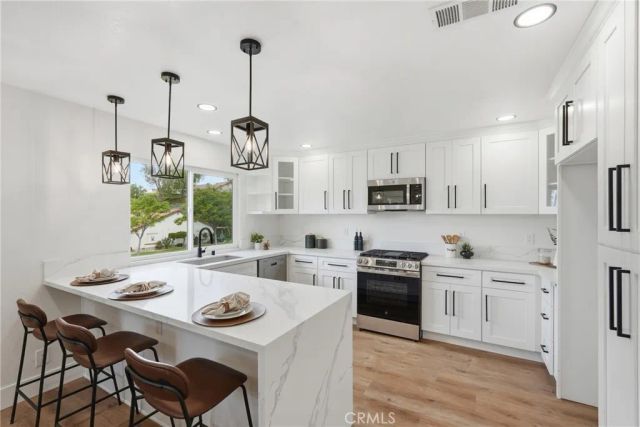 23592 Villena, Mission Viejo, CA 92692