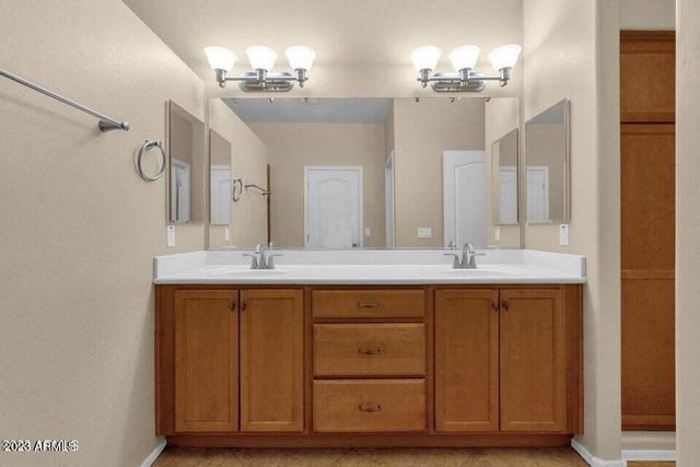 5542 W Kowalsky Lane, Laveen, AZ 85339