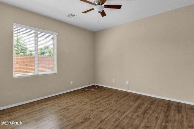5542 W Kowalsky Lane, Laveen, AZ 85339