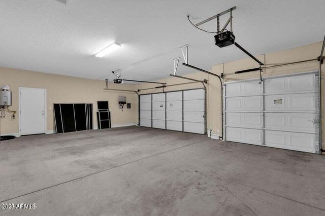5542 W Kowalsky Lane, Laveen, AZ 85339