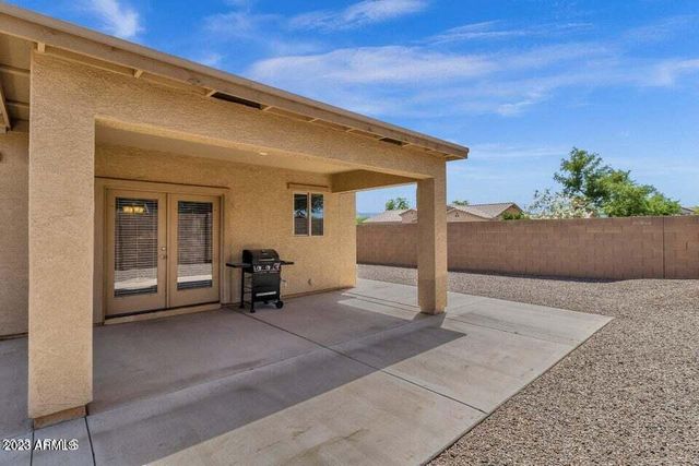 5542 W Kowalsky Lane, Laveen, AZ 85339