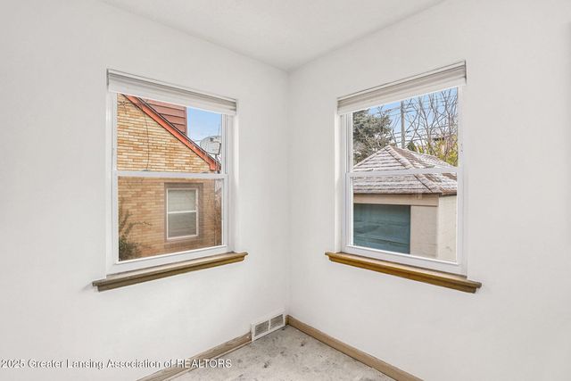 1511 Pattengill Avenue, Lansing, MI 48910