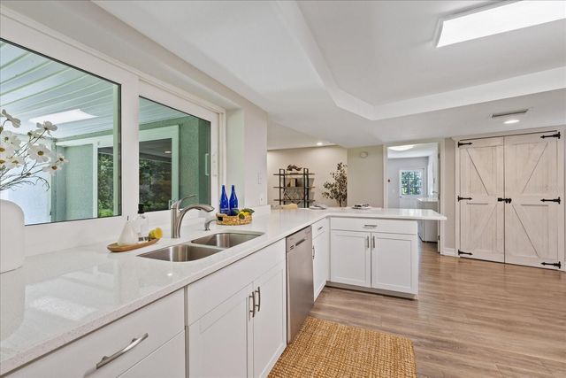 346 RANCH ROAD, Tarpon Springs, FL 34688