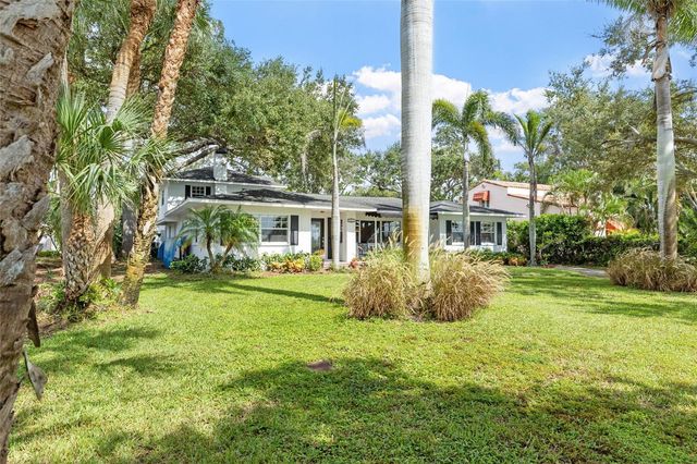 311 SUNSET DRIVE N, St Petersburg, FL 33710