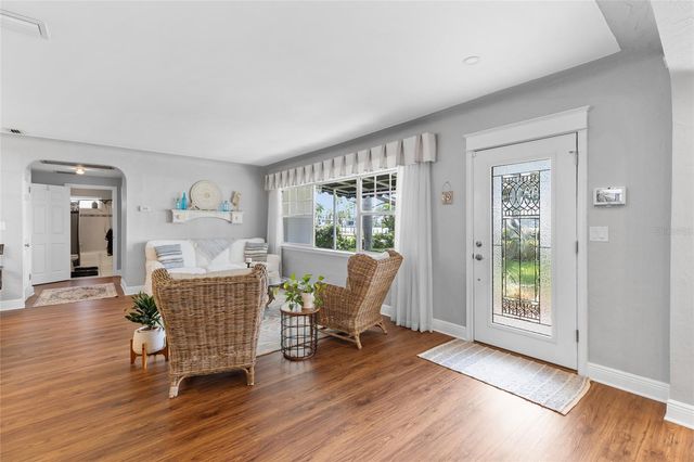 311 SUNSET DRIVE N, St Petersburg, FL 33710