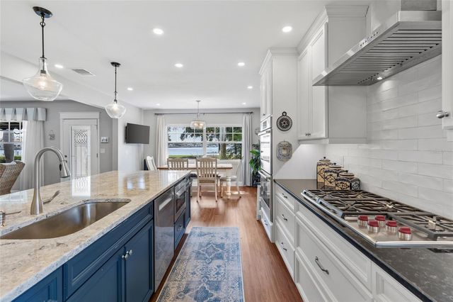 311 SUNSET DRIVE N, St Petersburg, FL 33710