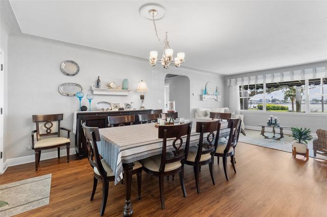 311 SUNSET DRIVE N, St Petersburg, FL 33710