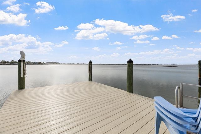 311 SUNSET DRIVE N, St Petersburg, FL 33710