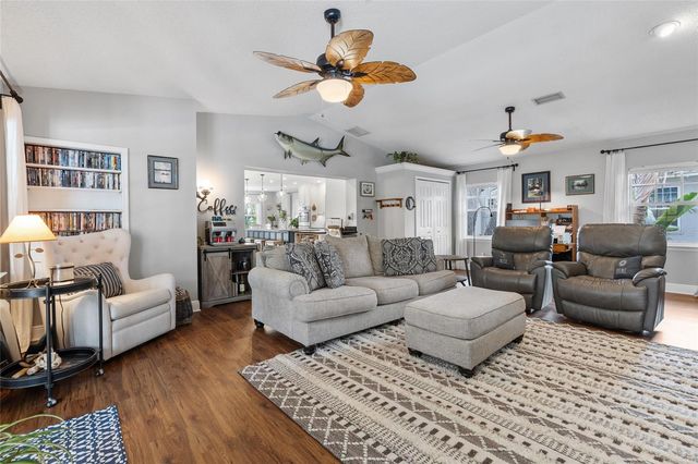 311 SUNSET DRIVE N, St Petersburg, FL 33710