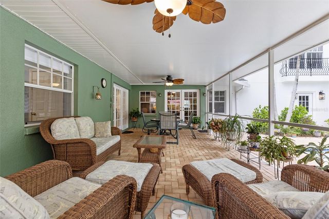 311 SUNSET DRIVE N, St Petersburg, FL 33710