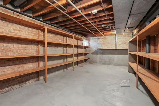 3216 N Ottawa Avenue, Chicago, IL 60634