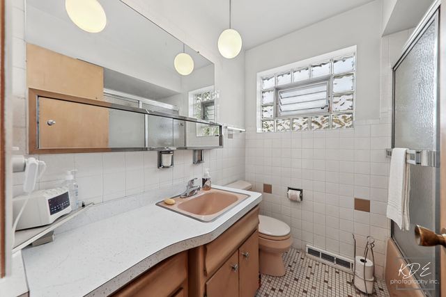 3216 N Ottawa Avenue, Chicago, IL 60634