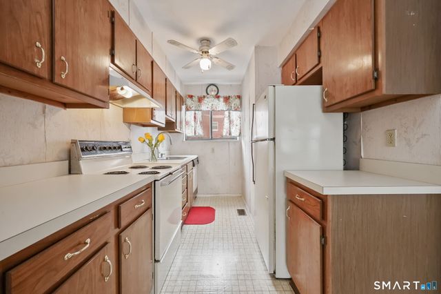 60 Wolfpit Avenue APT 4B, Norwalk, CT 06851