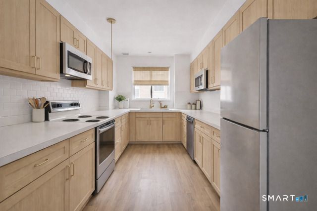 60 Wolfpit Avenue APT 4B, Norwalk, CT 06851