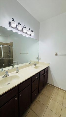 3355 W 90th Ter, Hialeah, FL 33018