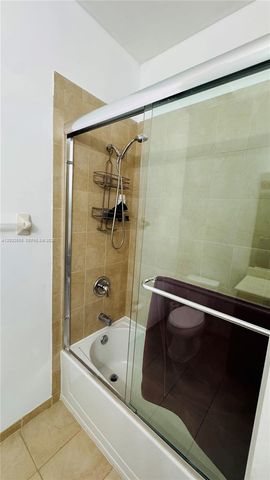 3355 W 90th Ter, Hialeah, FL 33018